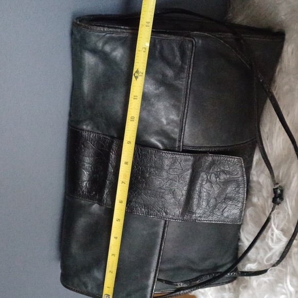 Vintage Susan Gail Leather Clutch